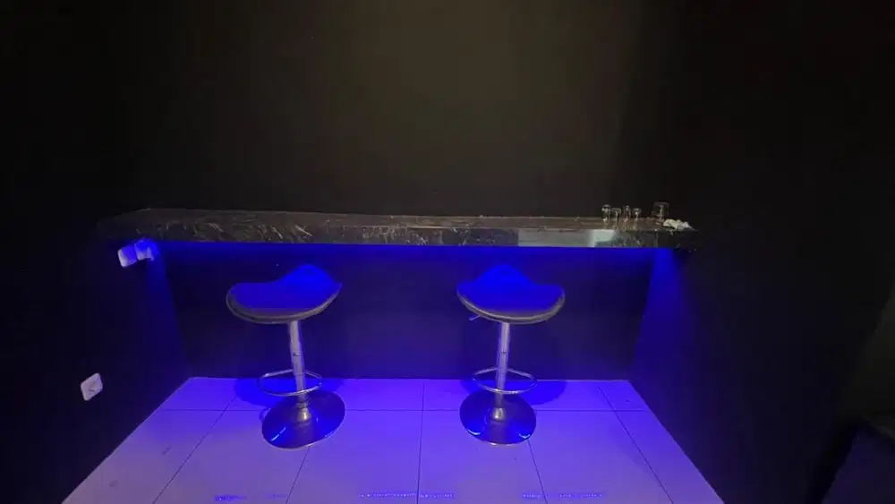 DIJUAL KURSI BAR 2PCS