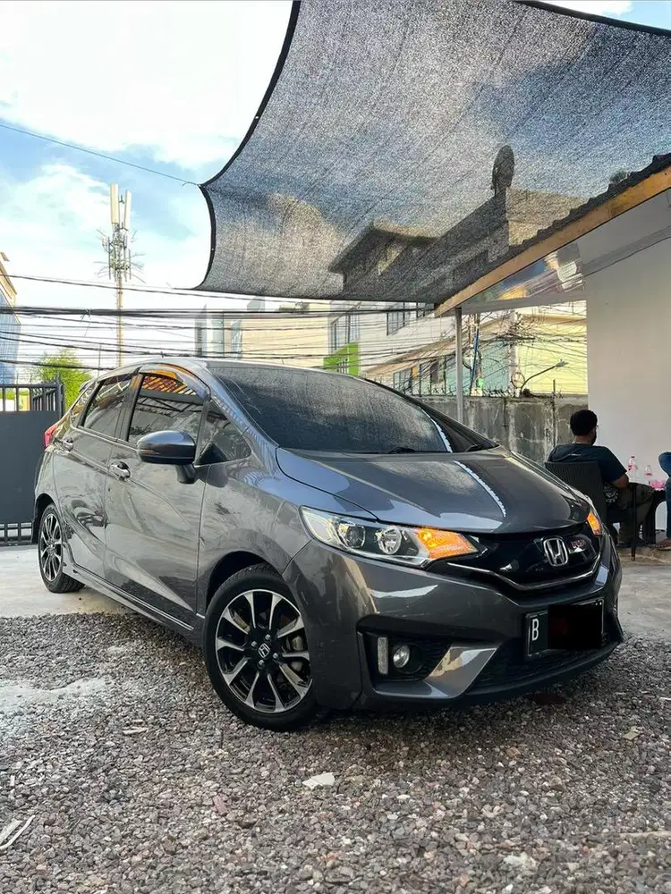 HONDA JAZZ RS MT 2016 CASH MURAH!