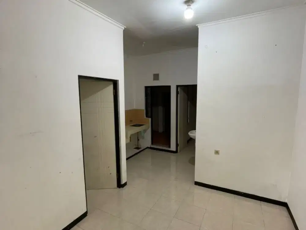 Rumah Sukolilo Dian Regency Surabaya