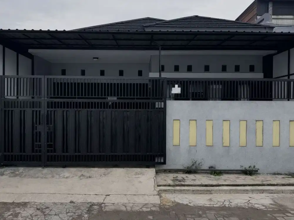 Dijual Rumah 2 Lantai Siap Huni Semi Furnished Nyaman Terawat Lokasi di Margahayu Raya Bandung