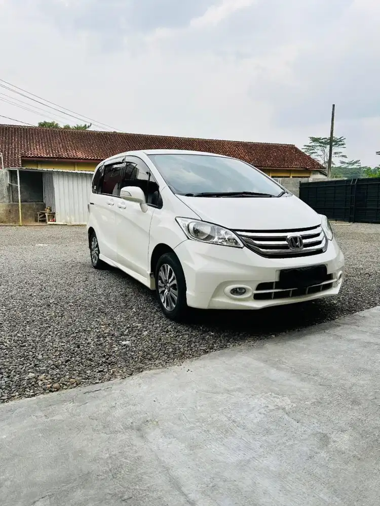 Honda Freed 2016