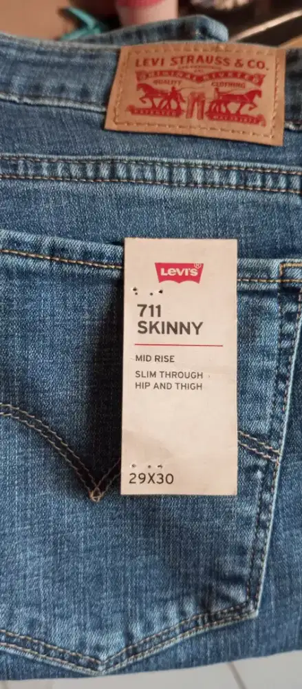 Celana Jeans Levi's wanita Strech Skinny