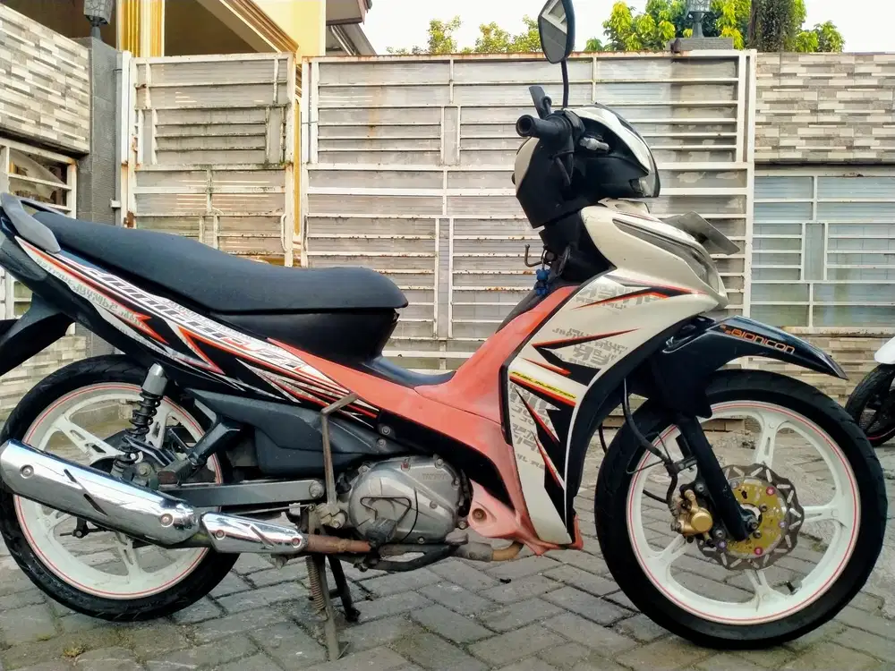Yamaha Jupiter Z1 lengkap motor sehat keterangan detail dibawah
