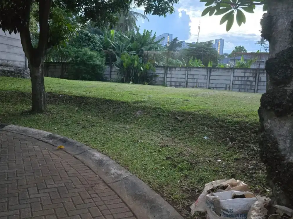 Miliki Tanah rata yang sangat cocok dan bagus untuk Investasi, atau bikin Cluster di Kebayoran View, Dekat Tol Jakarta dan Bandara.
