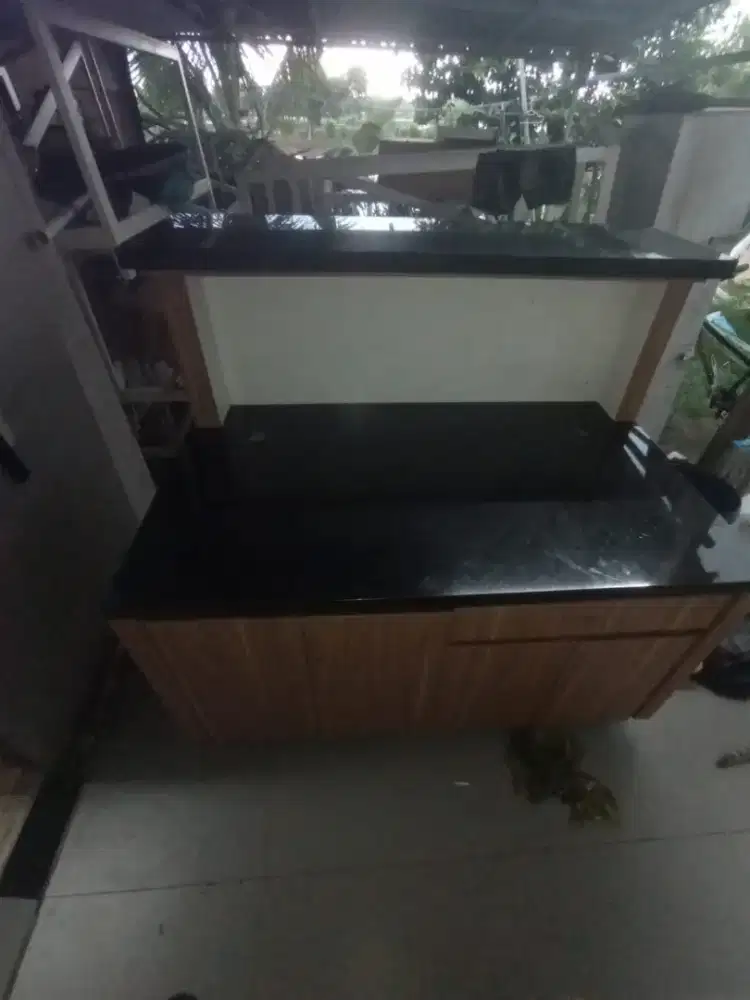 Dijual meja kasir  ex toko