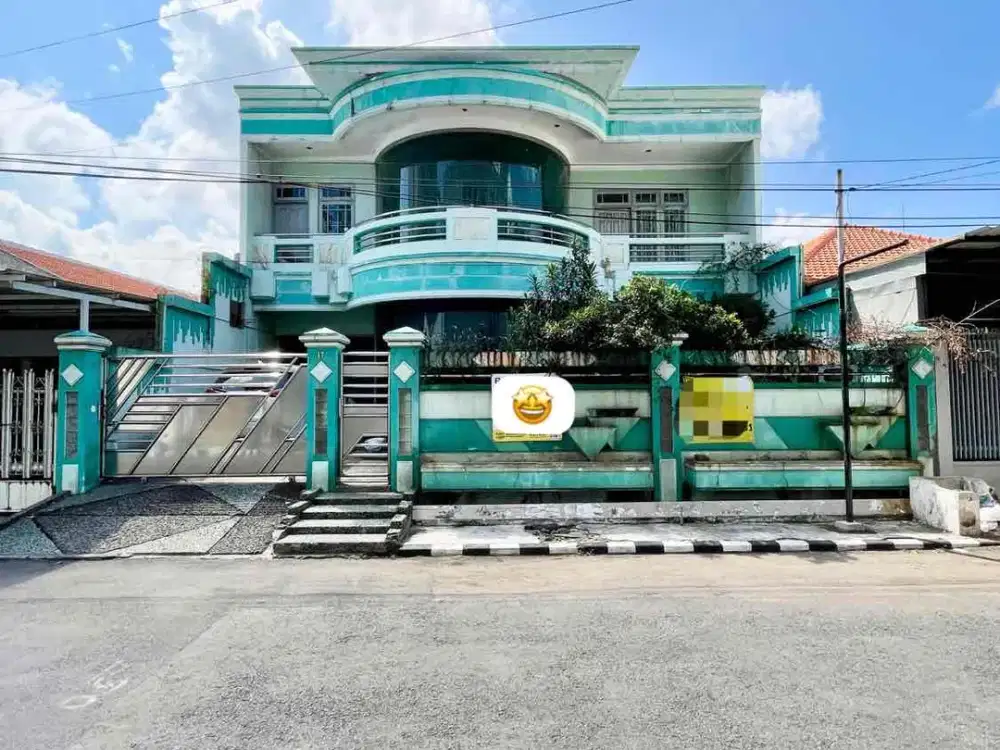 darmo permai timur jual rumah butuh renov strategis dekat jalan raya surabaya barat