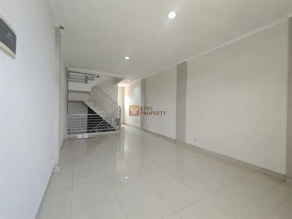 Ruko Murah Tengah Kota, Cocok untuk Semua Usaha Dan Kantor . Disewakan Ruko Lantai 2 Ke Atas Unfurnish Di Tanjung duren area Strategis