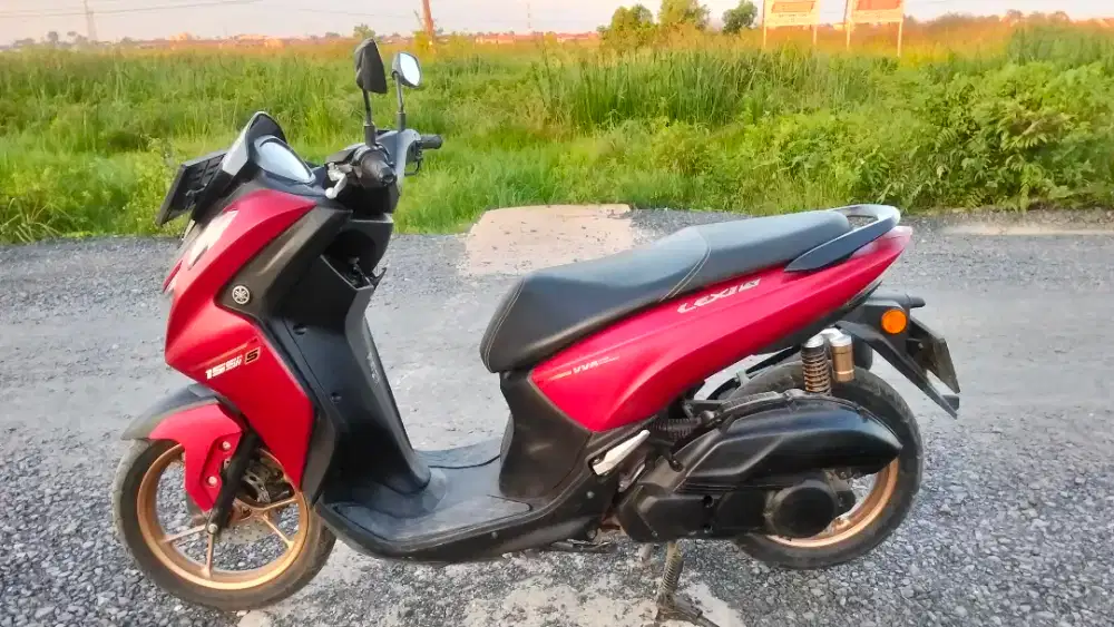 Dijual cepat Yamaha lexi 155cc 2025