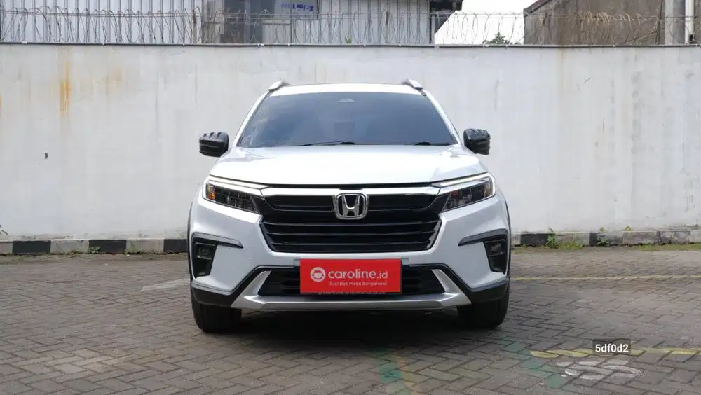 HONDA BR-V NEW PRESTIGE HS 1.5 AT 2022 PUTIH