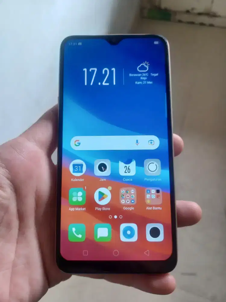 Oppo A7 4/64 gb