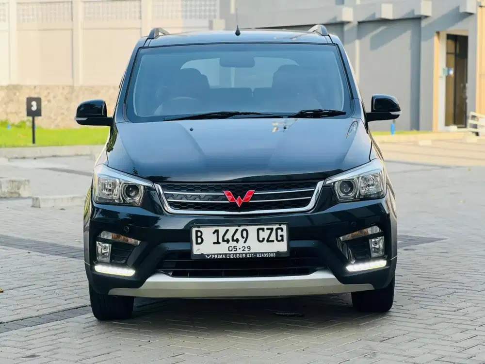KM70RB ASLI |CONFERO S 1.5 C LUX MANUAL BENSIN 2019 HITAM / 2020