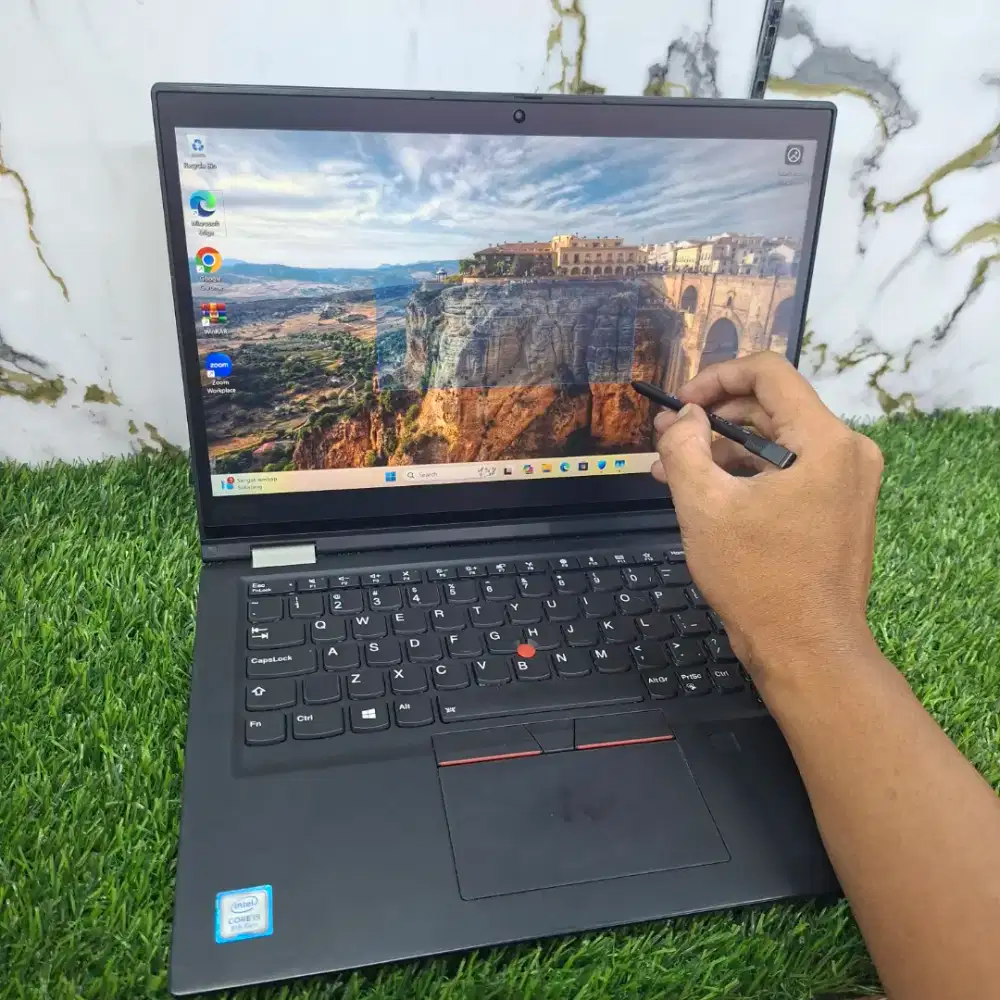 Laptop Lenovo 390 Yoga I Toucscreen Incloud Stylus pen