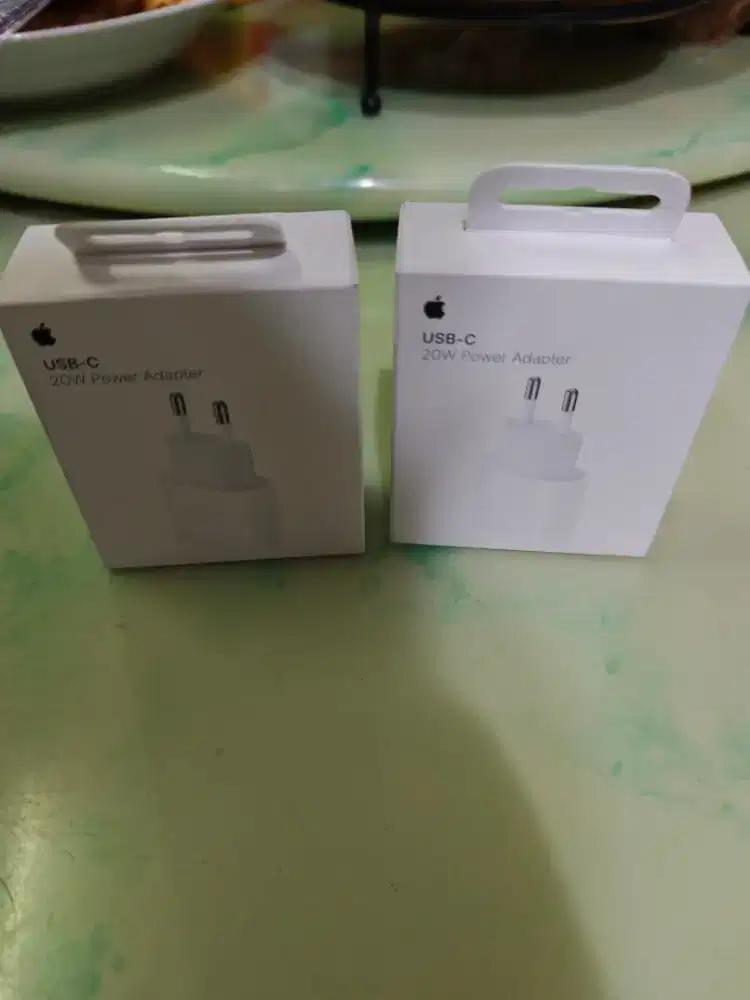 Adaptor apple 20watt type c segel resmi
