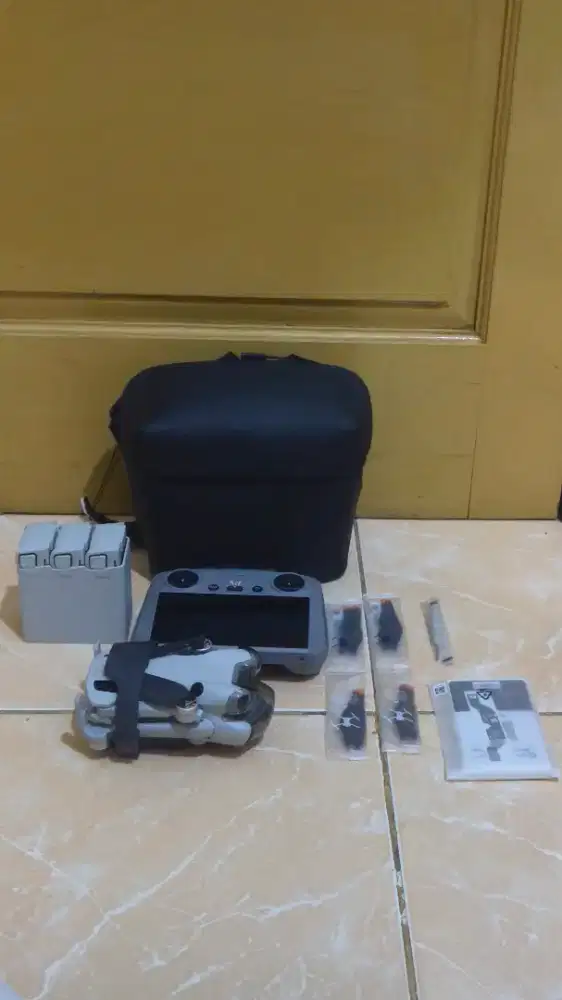 Dji mini 4pro combo LIKENEW