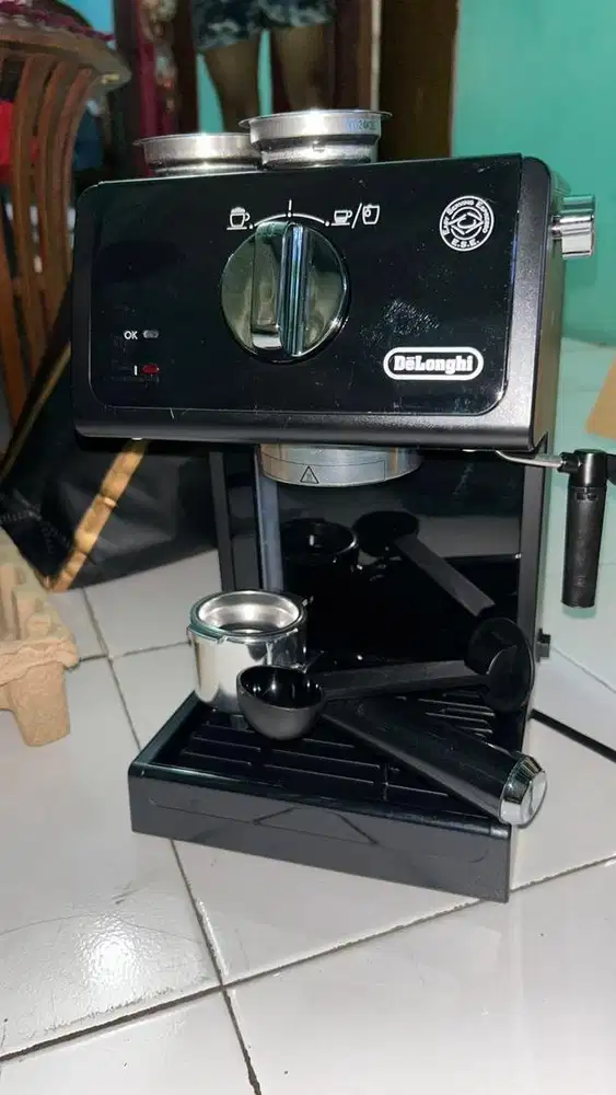 BARU Mesin Espresso Delonghi Ecp3121