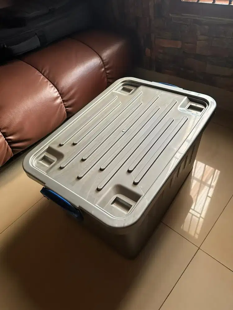 box penyimpanan 90liter