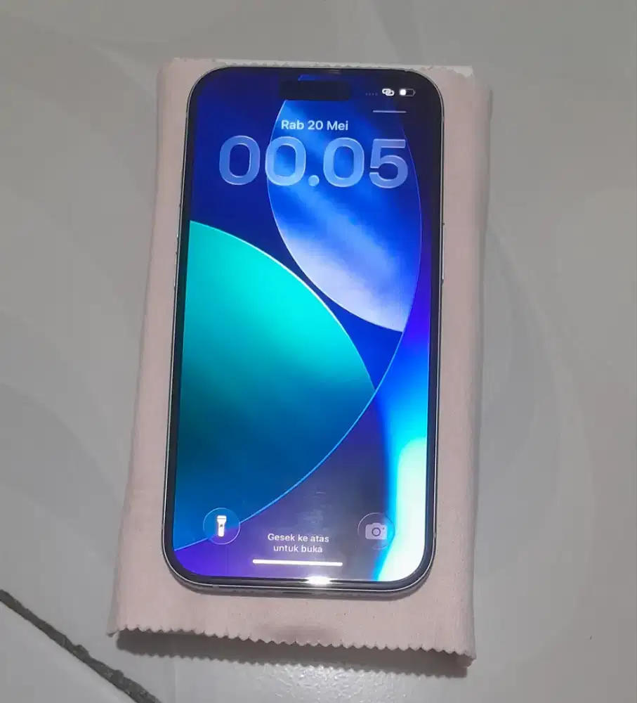 Iphone 15 128 garansi resmi