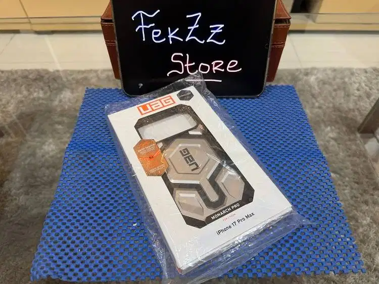 Casing UAG Monarch Pro Titanium ORIGINAL For iPhone 17 ProMax - NEW !!