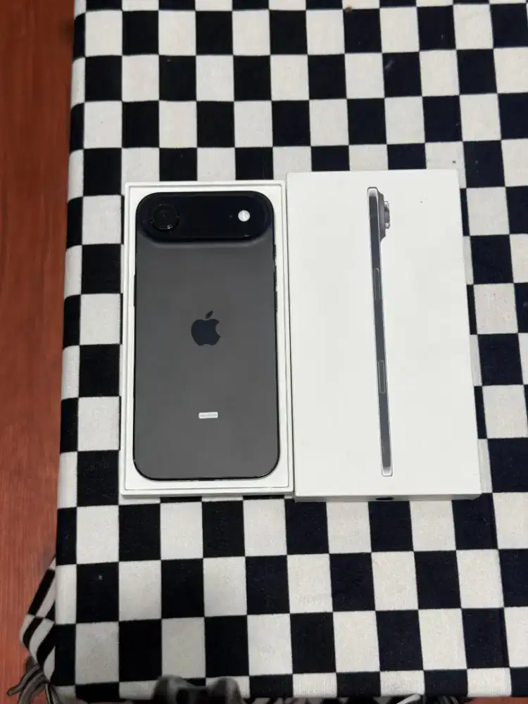 iPhone 17 air 256gb iBox