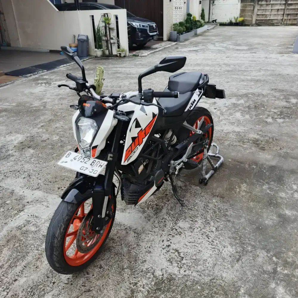 Dijual Motor KTM Duke 200cc