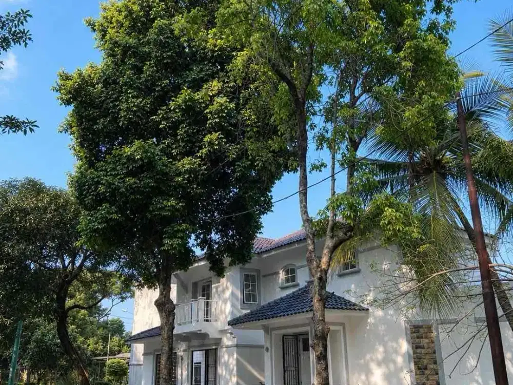 Rumah Mewah Asri dengan Keamanan Premium di Lippo Cikarang