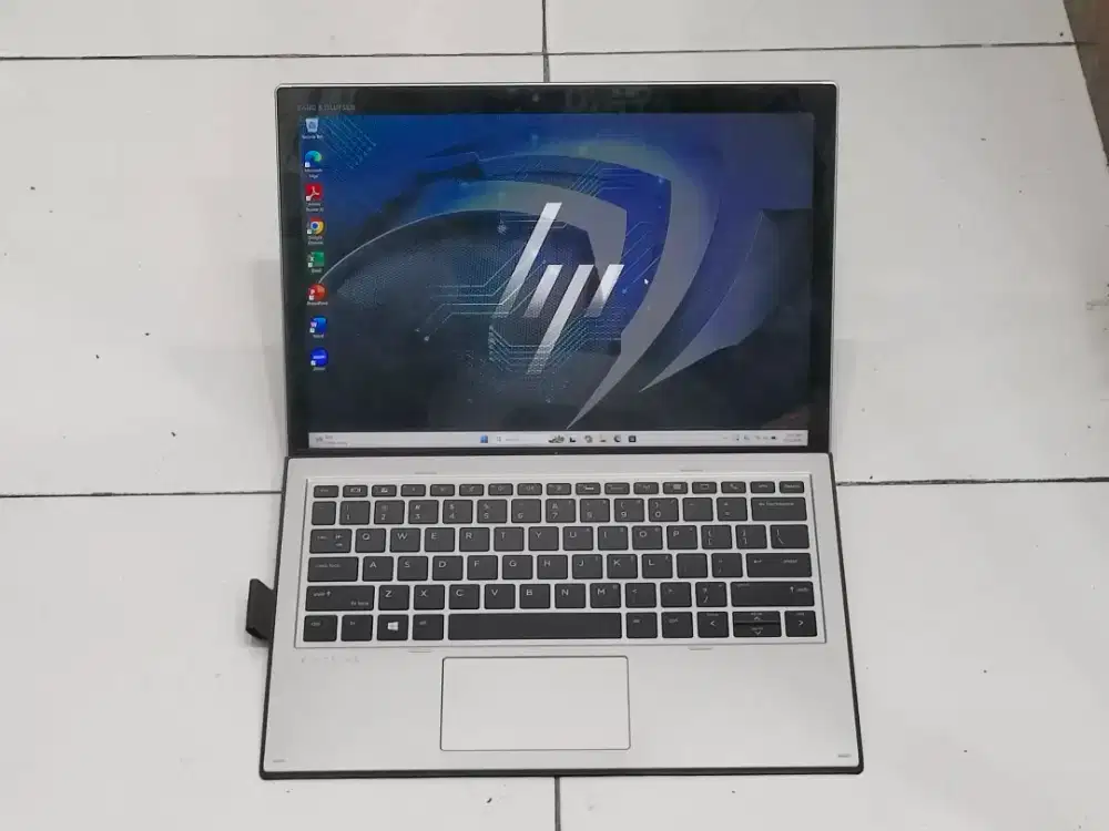 Laptop hp elite x2 Intel core i5 gen 8 ram 16 gb ssd 256 gb