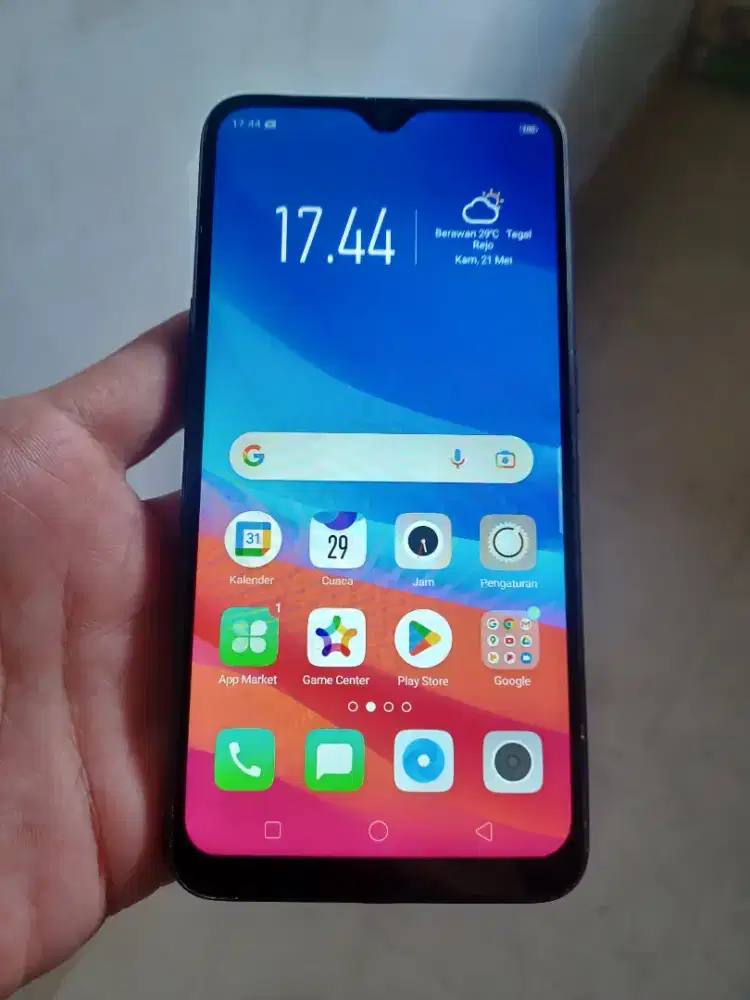 Oppo A5S 3/32 gb