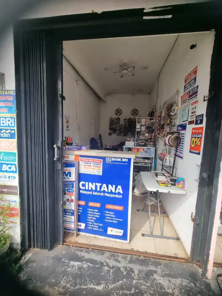 Disewakan kios pinggir jalan, dikrendang barat,cocok buat usaha.