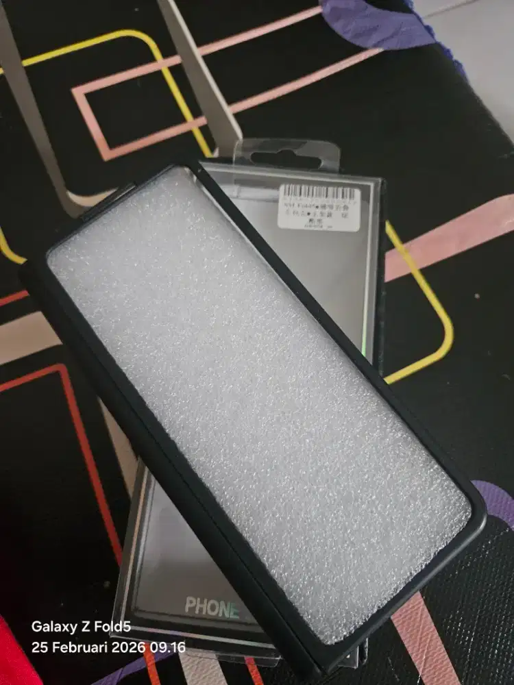 Casse z fold 5,bagus..ada pensil,,ada pelindung engselnya..biar aman