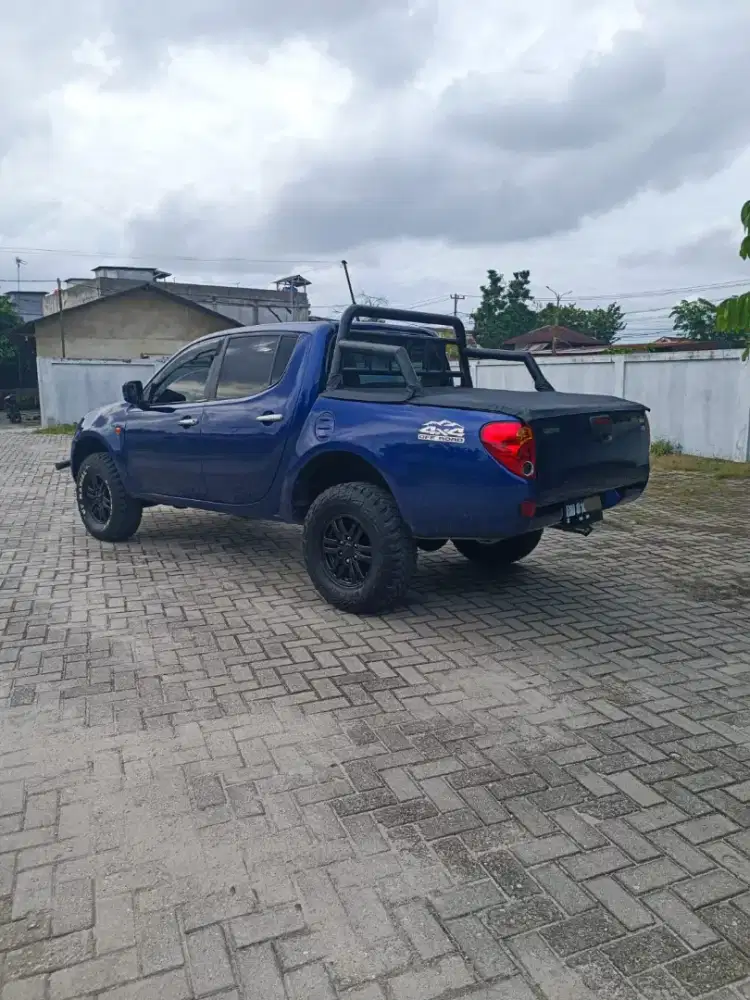 Strada Triton Gls 4x4