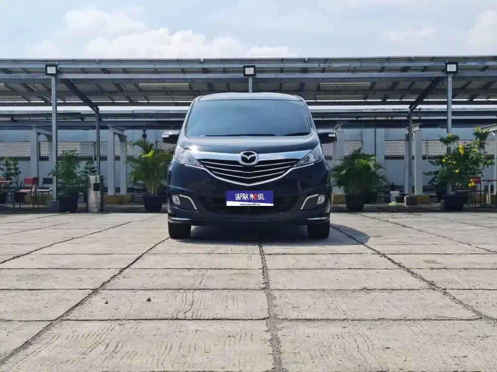 Mazda Biante 2.0 Matic AT Skyactiv 2017 Hitam KM 25RB
