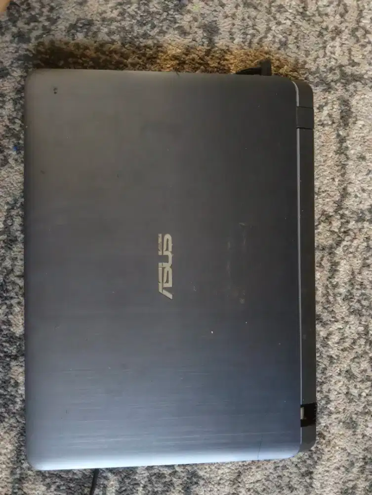 Laptop asus second