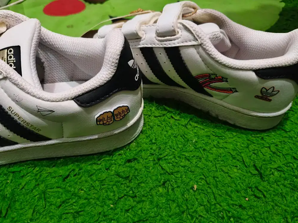 Sepatu adidas superstar fc