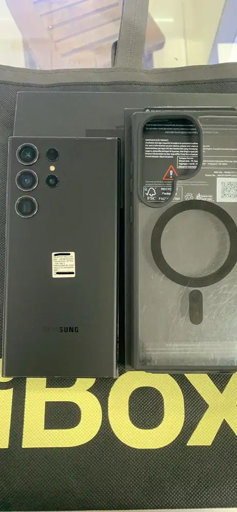 Samsung S23 Ultra 12/512gb ex sein