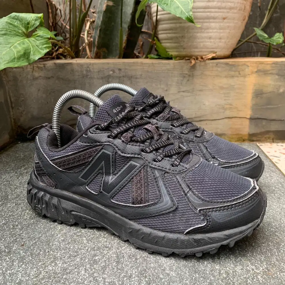 New Balance 410v5 Trailrun size 38