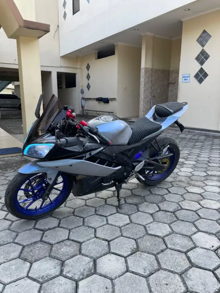 Yahama R15 2016