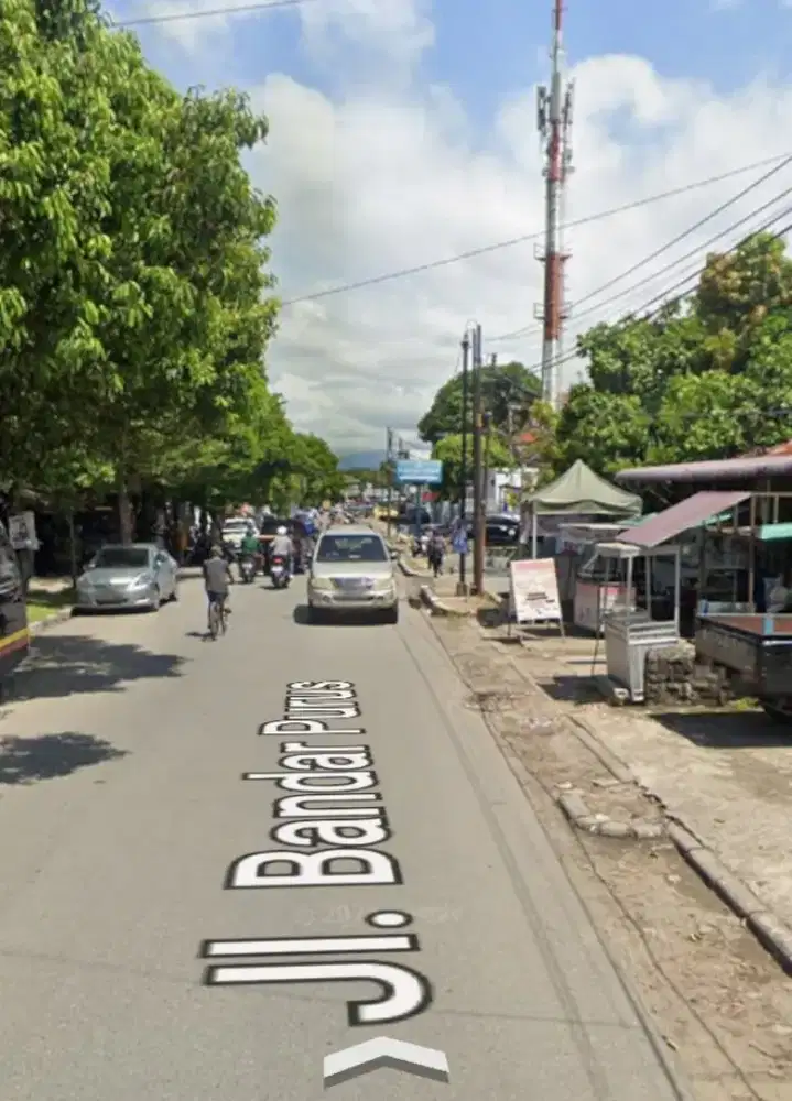 Dijual Rumah Pinggir Jalan