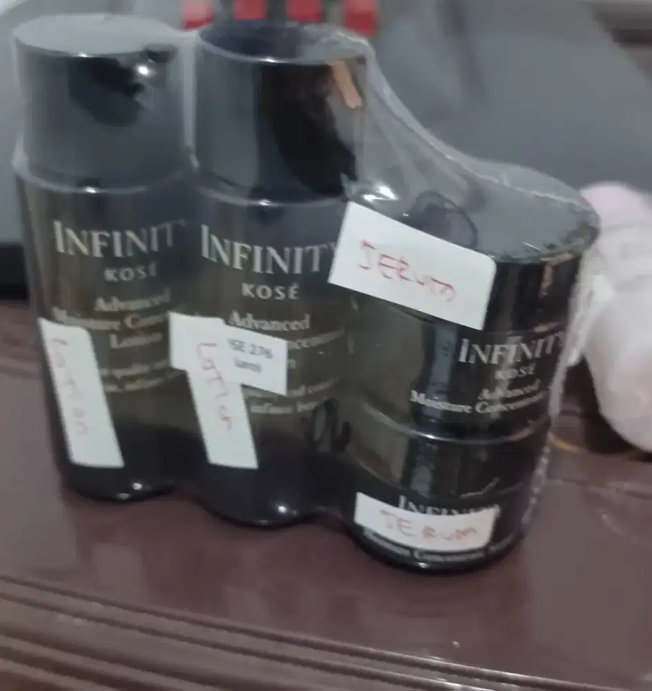KOSE INFINITY travel kit