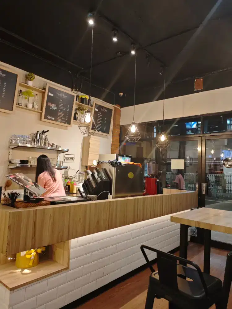 Dibutuhkan barista