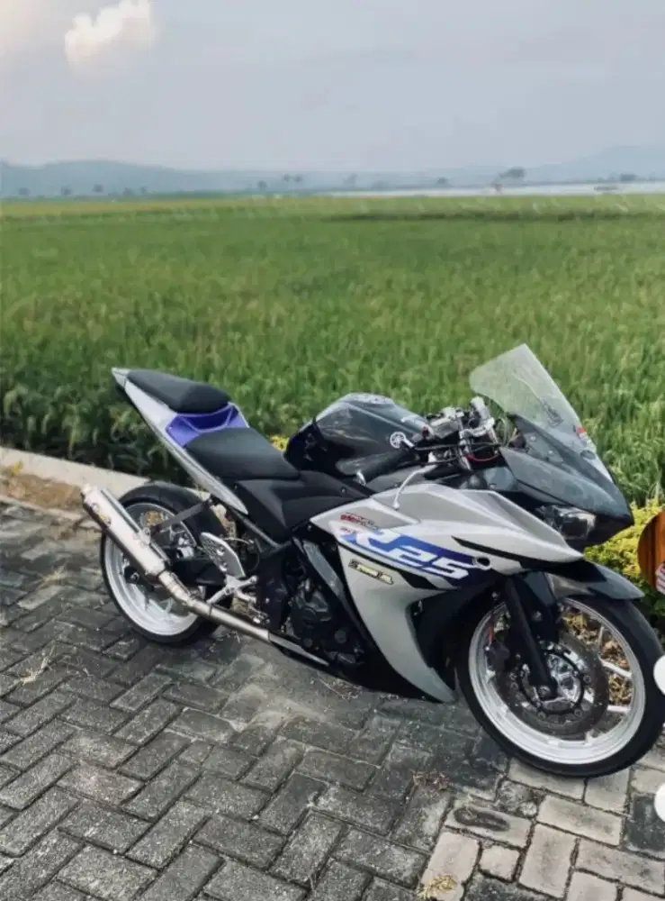 DIJUAL YAMAHA R25 TH 2016