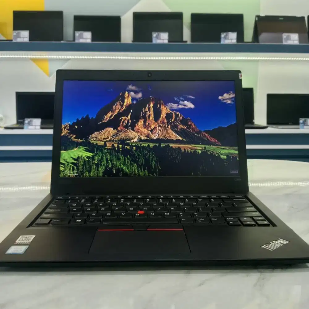 Lenovo L66 Intel UHD Graphics — Laptop Hemat dengan Performa Mantap