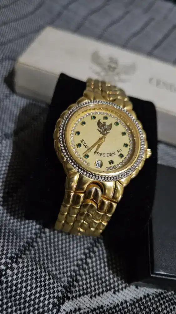 Jam tangan Raymond Weil gold plated 18crt Istana Negara RI