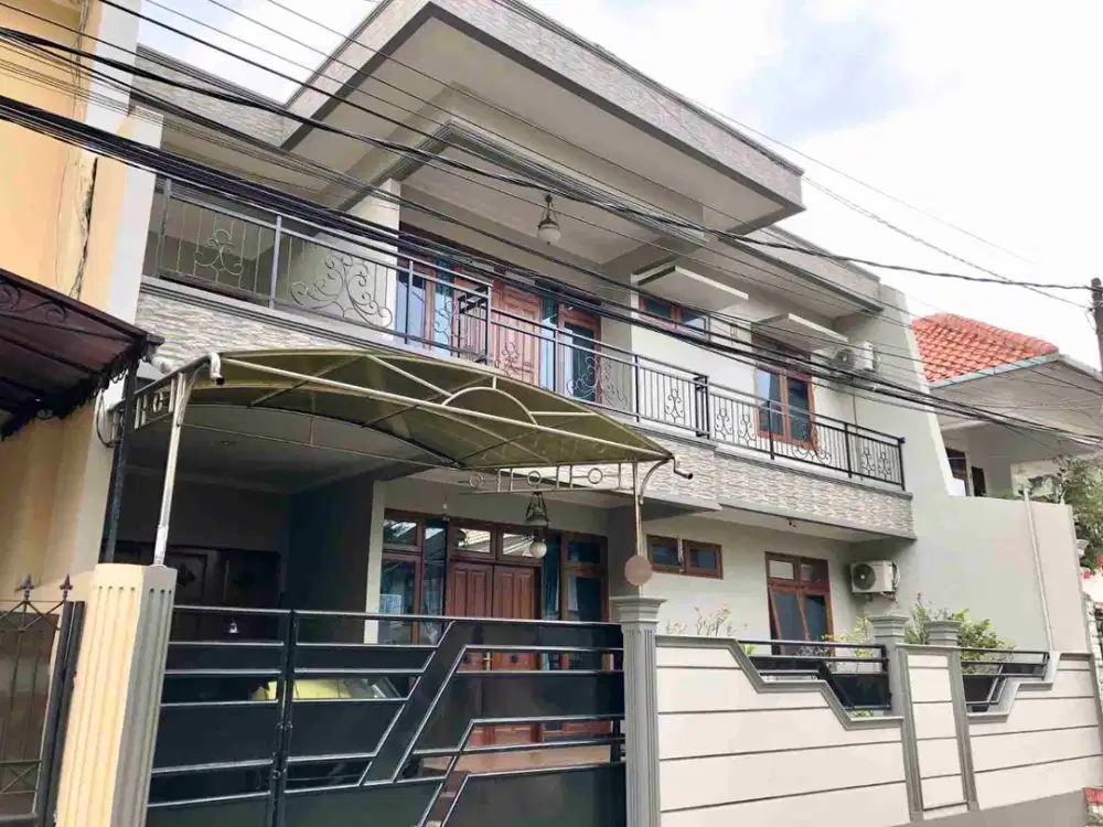 RUMAH 2 LANTAI JATICEMPAKA PONDOK GEDE, JAKARTA TIMUR