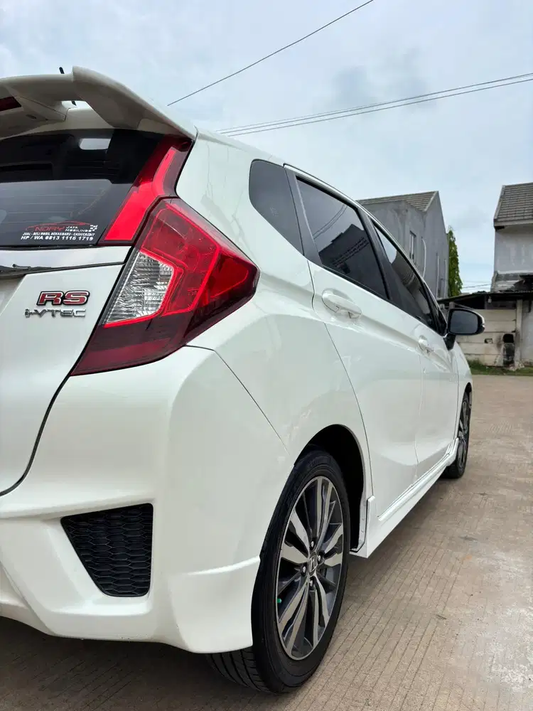 Honda Jazz 1.5 RS CVT 2015 ( Putih Metalik )