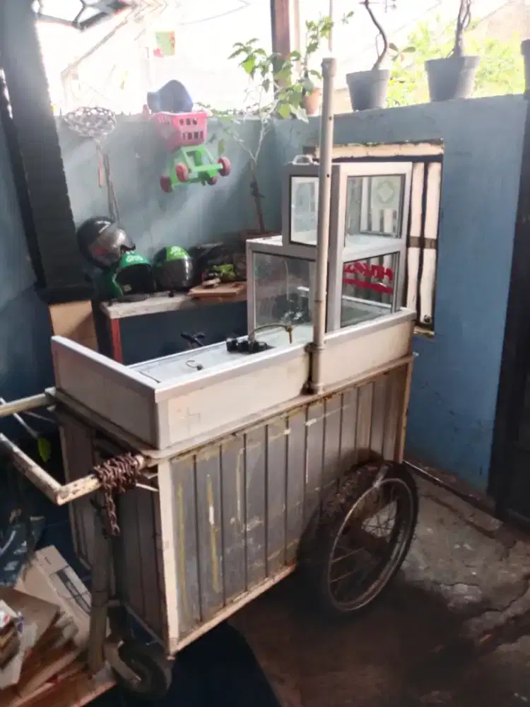 Gerobak dorong alumunium