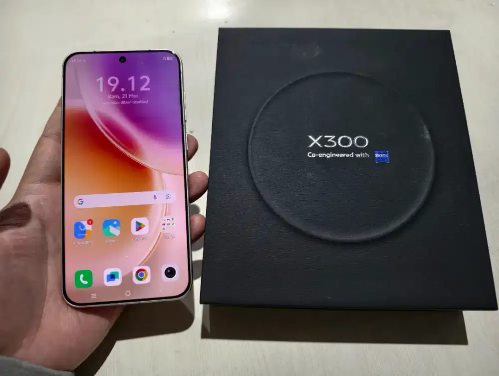 VIVO X300 16/512