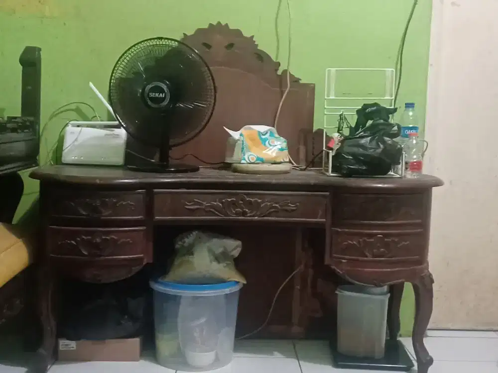 Meja rias kayu jati