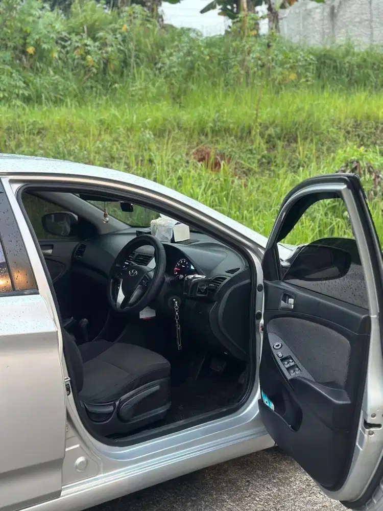 HYUNDAI GRAND AVEGA HATCHBACK METIC