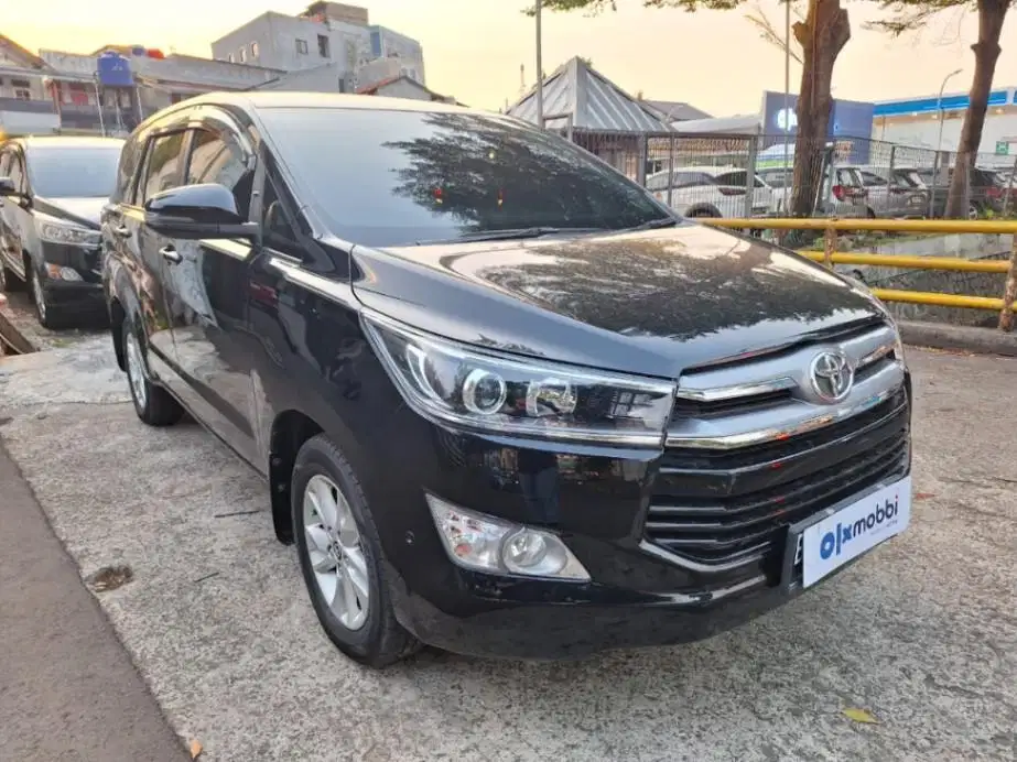 DP MURAH Toyota Kijang Innova 2.4 V Solar-AT 2019  CJUVB