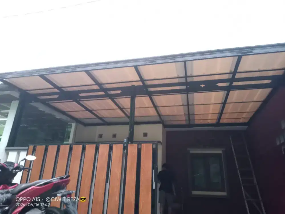 Pemasangan kanopi alderon single layer